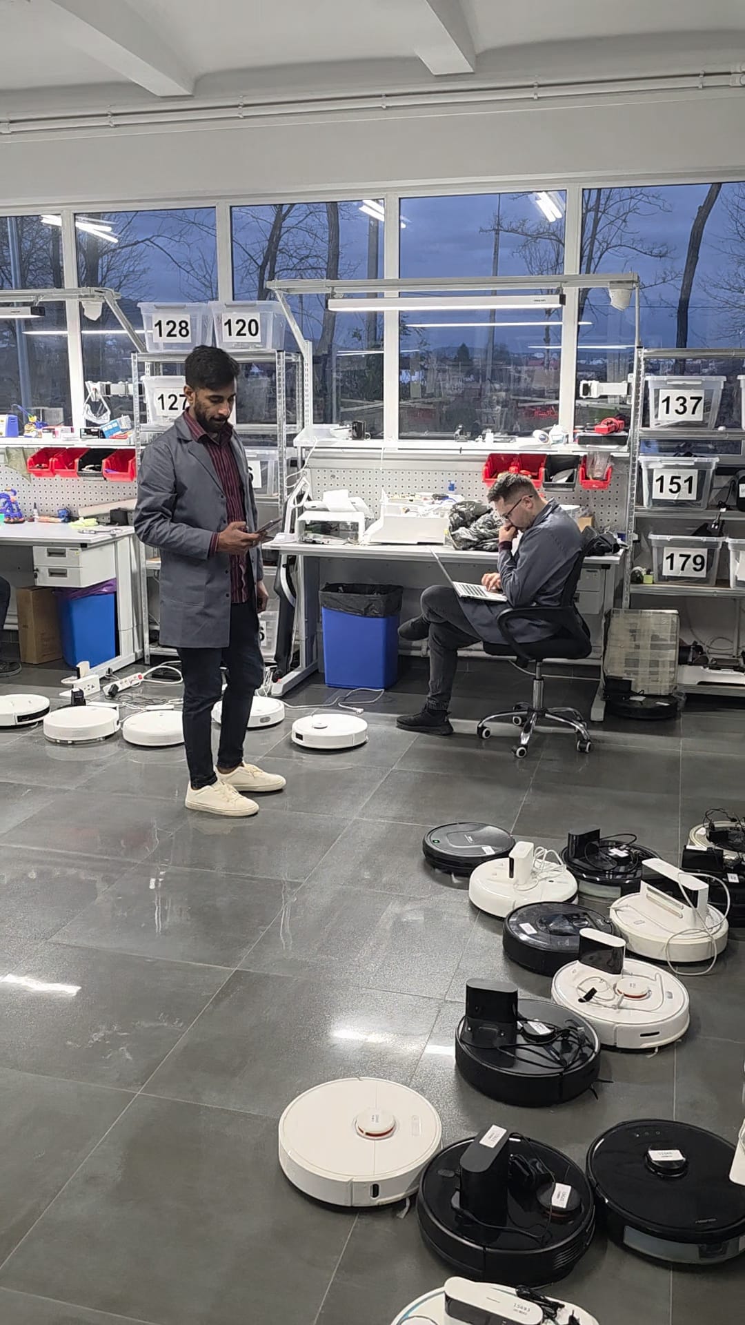 Atelier profesional service aspiratoare robot - procesare sistematică și testare